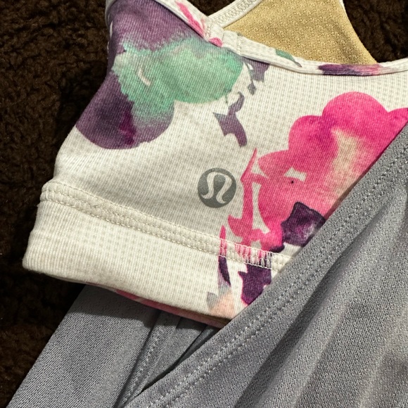 Lululemon Tank Top - Size 2 - Picture 3 of 5